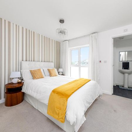 Royal House Wolverhampton - Perfect For Contractors & Large Groups Εξωτερικό φωτογραφία