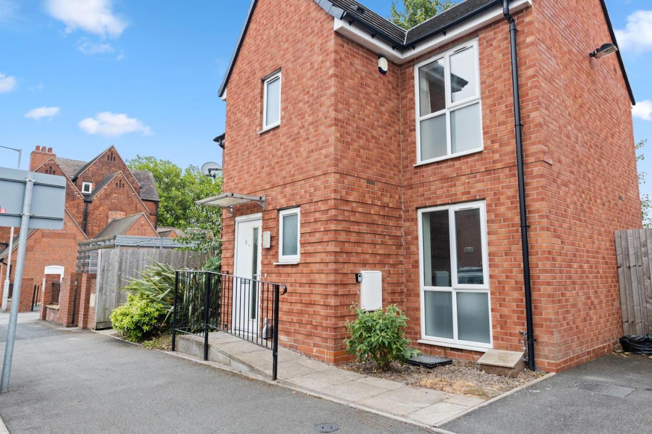 Royal House Wolverhampton - Perfect For Contractors & Large Groups Εξωτερικό φωτογραφία